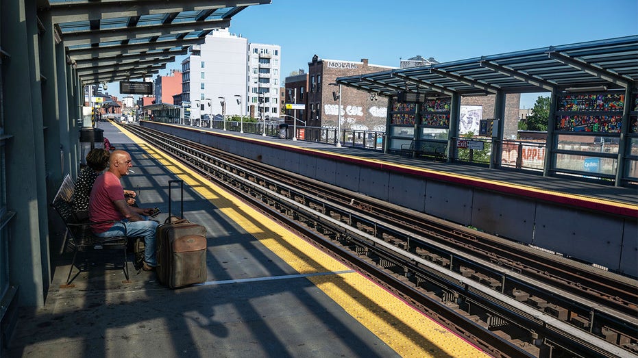 Long Island Rail Workers Strike In First Walkout Since 1994