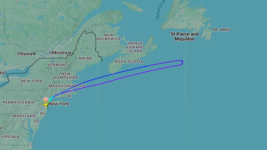Map showing the flight path of United Airlines Flight 236 from Newark Liberty International Airport toward Spain before the aircraft reversed course over the Atlantic Ocean and returned to Newark.