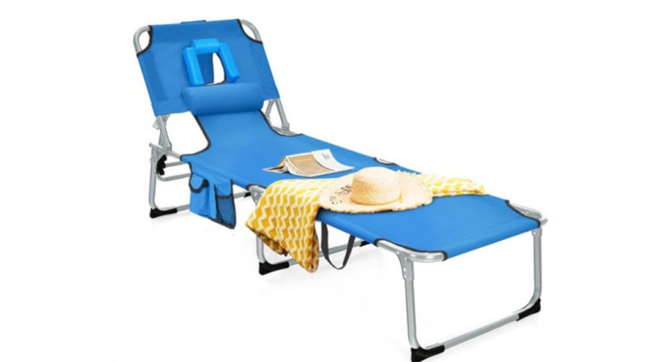 The Recalled Giantex Lounge Chair
