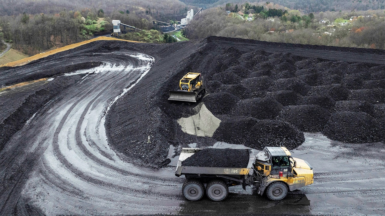 Trump to announce almost 0M coal business initiative