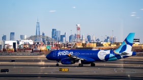 JetBlue unveils new first-class cabin with bigger seats, premium perks - Fox Business News