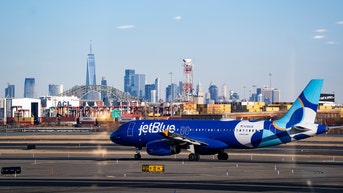 JetBlue cuts back at Newark, LaGuardia airports as airline shifts focus to Florida - Fox News
