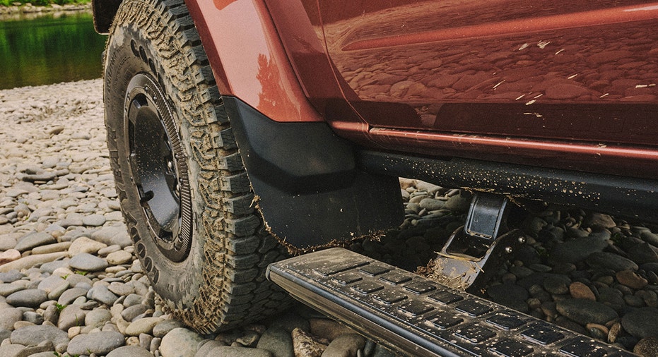 A power running board deploys on a 2027 Ford Bronco Filson