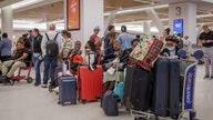 More than 2,000 flights canceled as severe storms hammer East Coast area - Fox Business News