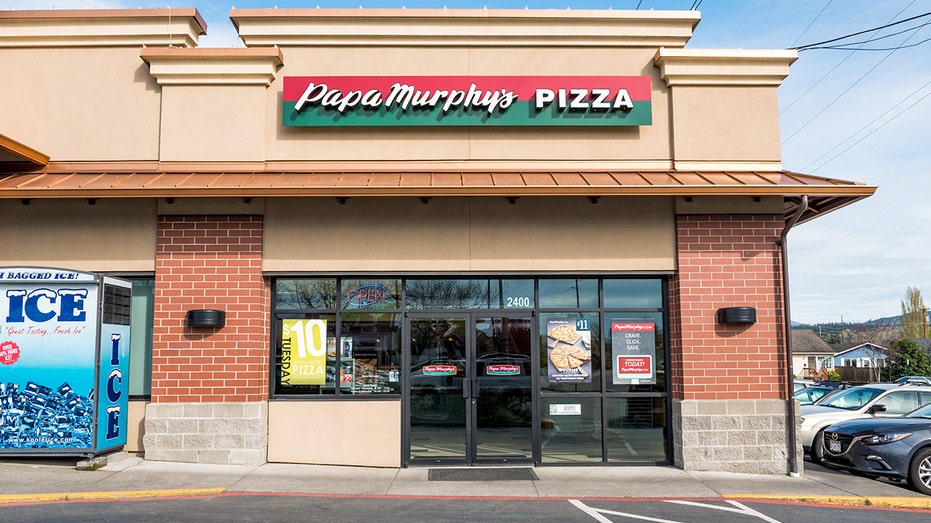 A Papa Murphy's store.