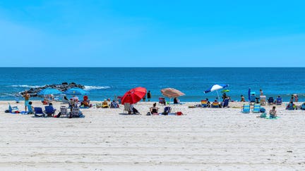 Beachgoers enjoying the Jersey Shore in Spring Lake, N.J. - Fox Business News