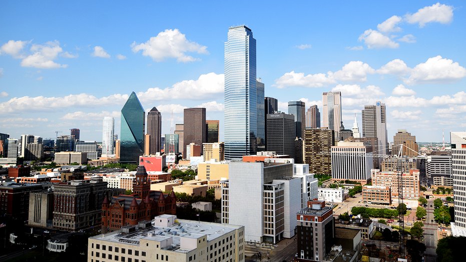 Dallas, Texas city skyline.