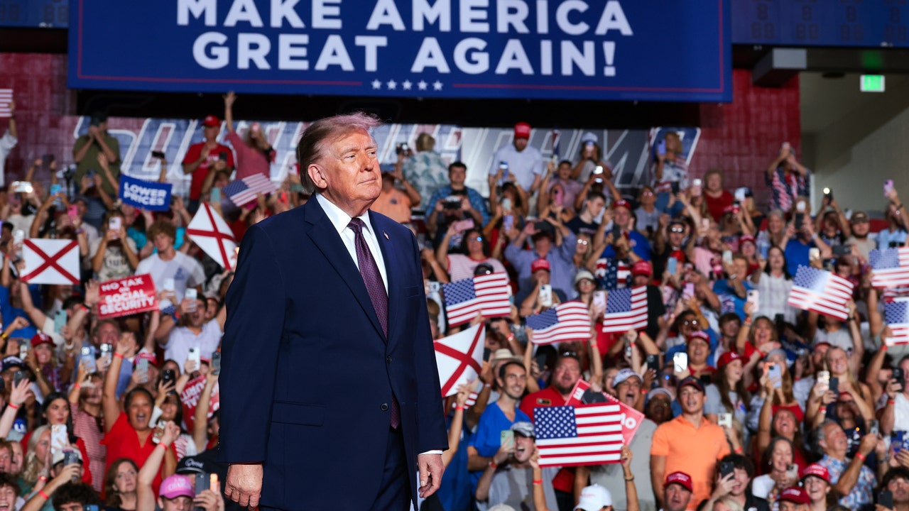 Trump announces  checks for more than 20M seniors to help combat Medicare costs