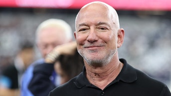 Jeff Bezos sparks wild whispers after a record Miami real estate deal - Fox News