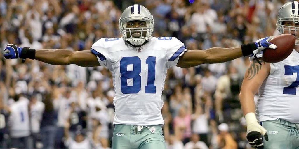 Terrell Owens, 47, Believes He Could Still Play in NFL