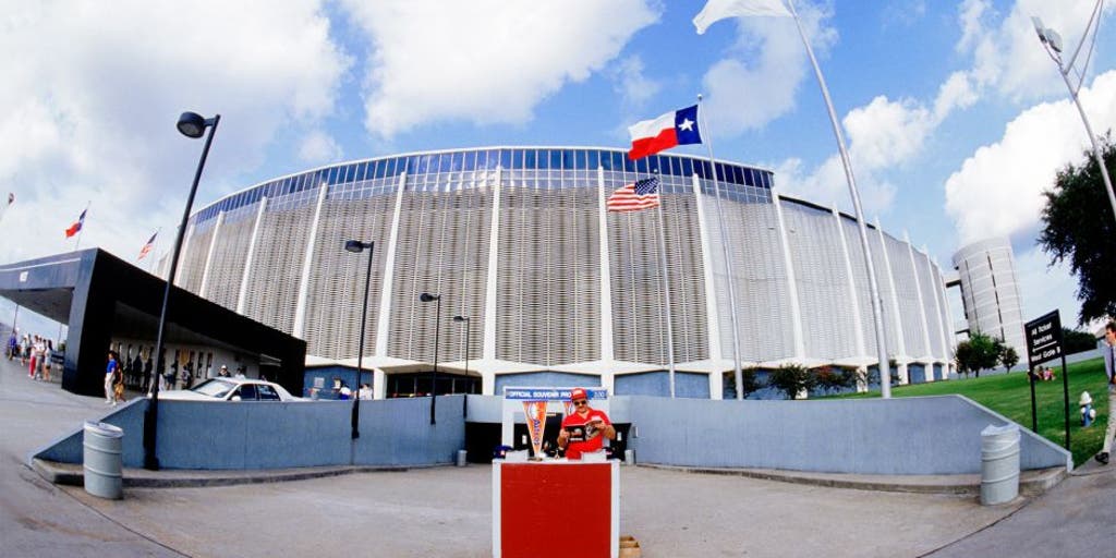 071014-MLB-Astrodome-TV-Pi.