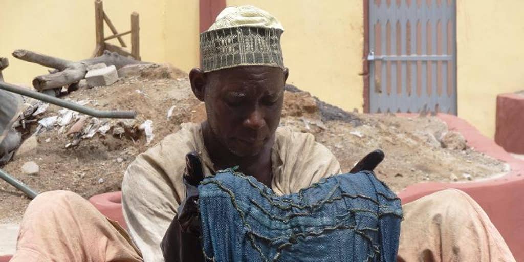 Nigeria's 500-year-old 'dye pits' survive despite threats
