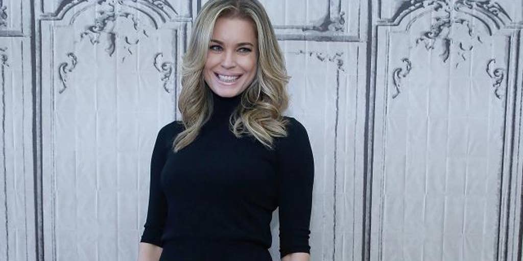 Rebecca romijn breasts