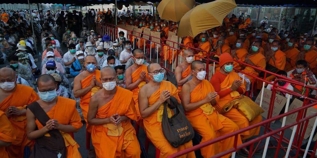 Thai Buddhist monks in temple test positive for meth: report - Vimarsana News