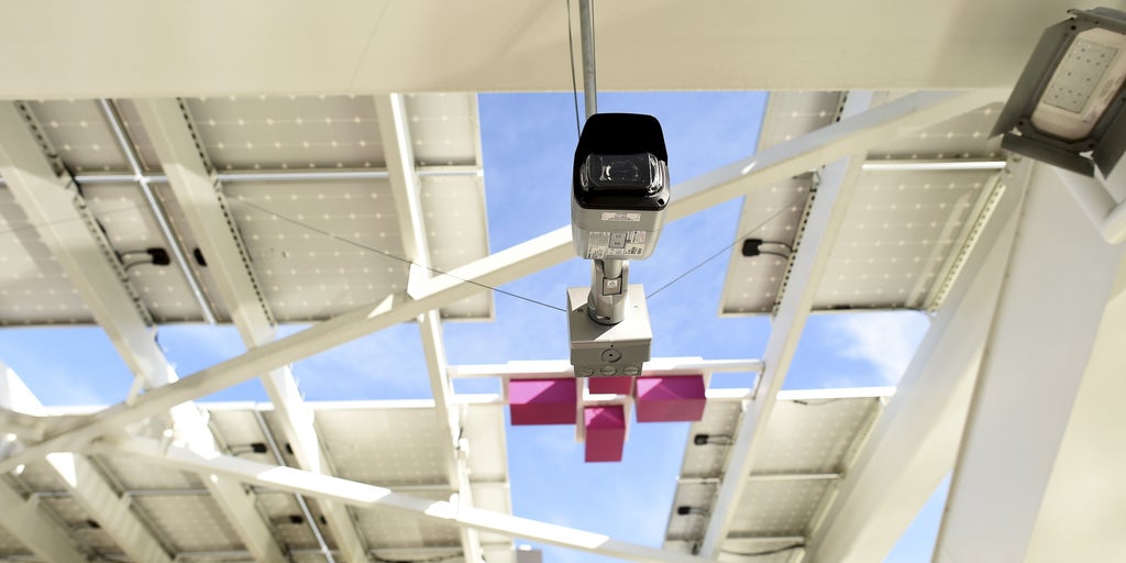 Watch Out For Indoor Spy Cameras When Renting A House Apartment Or Room Fox News