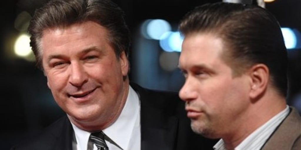 Stephen Baldwin Goes On Twitter Rant After Brother Alec Signs Alyssa