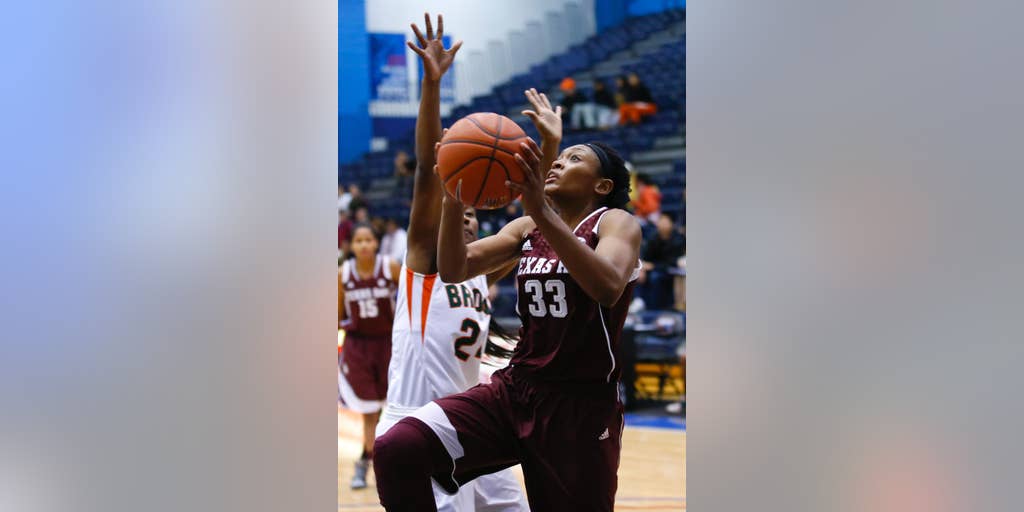 Walker Scores 17 As No 5 Texas A M Holds Off Utpa 63 61 Fox News