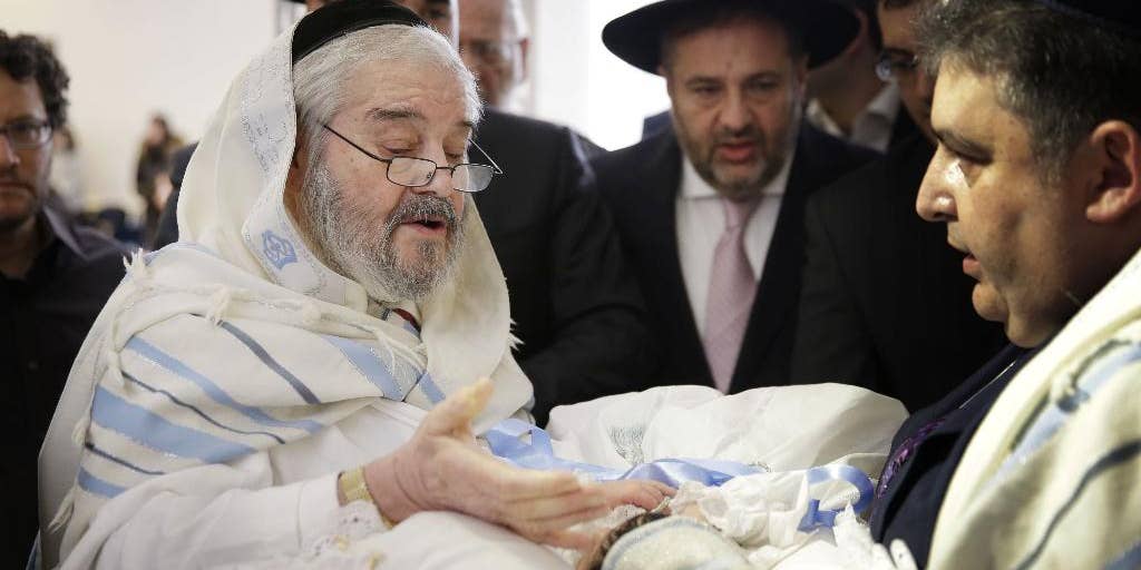 New York rabbi, Holocaust survivor, dies at 91 from coronavirus