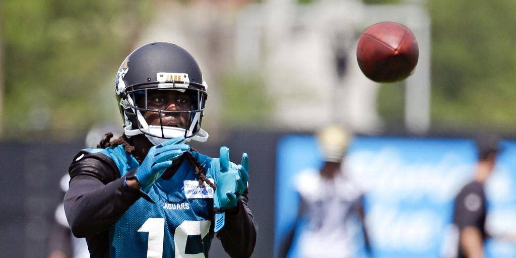 Fumbles forgotten: Jaguars RB Denard Robinson now being lauded for hands,  ball security