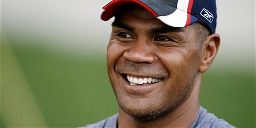 The Tragic Death Of Junior Seau