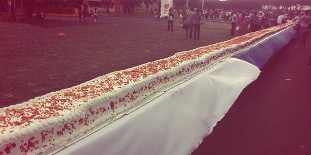 Jordan Bakes Largest Cake in the World - Scoop Empire