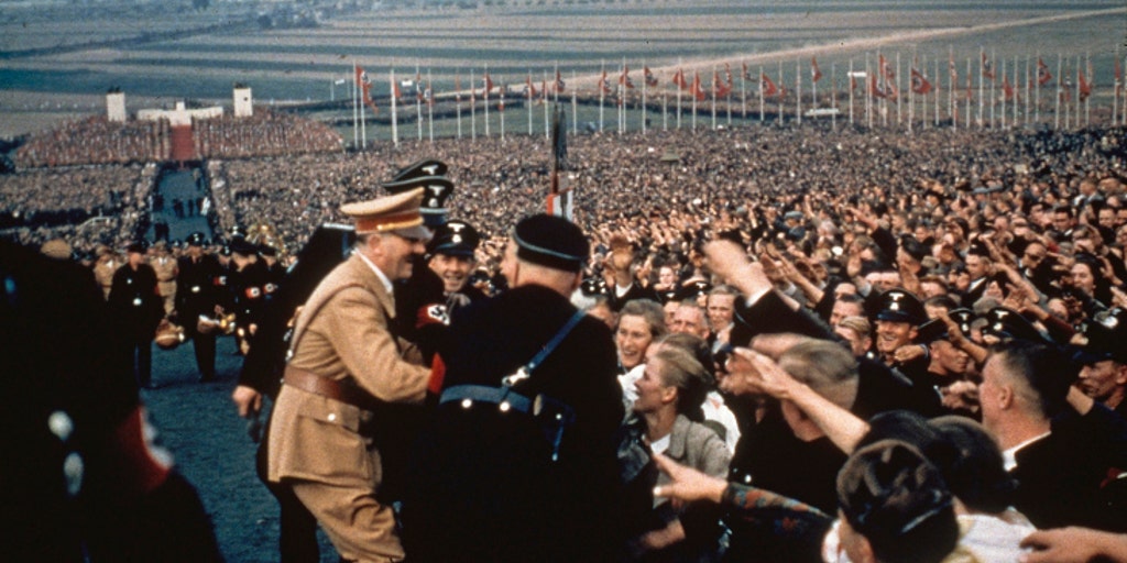 Life-Adoring-Hitler-1.jpg