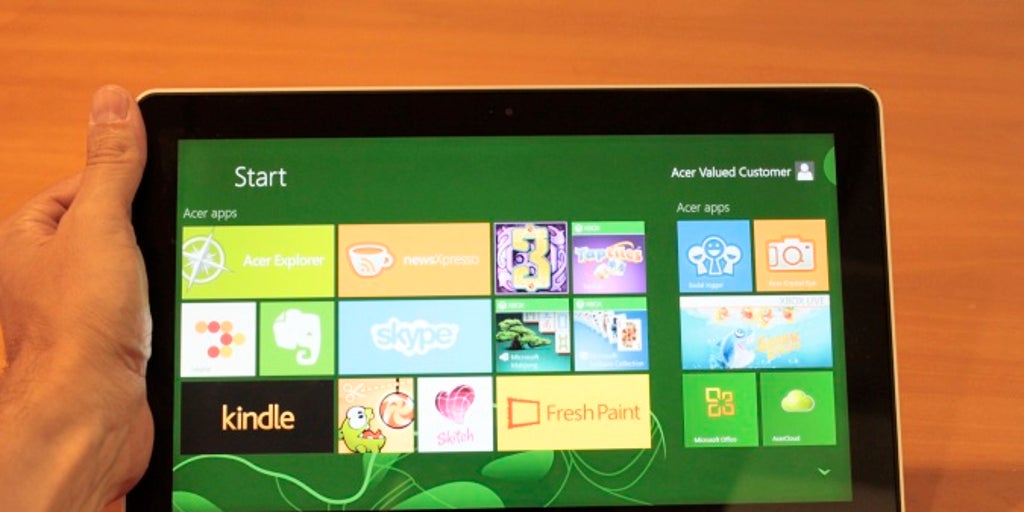 Acer Iconia W700 Hands-On: 11-inch Windows 8 Tablet Starts at $799