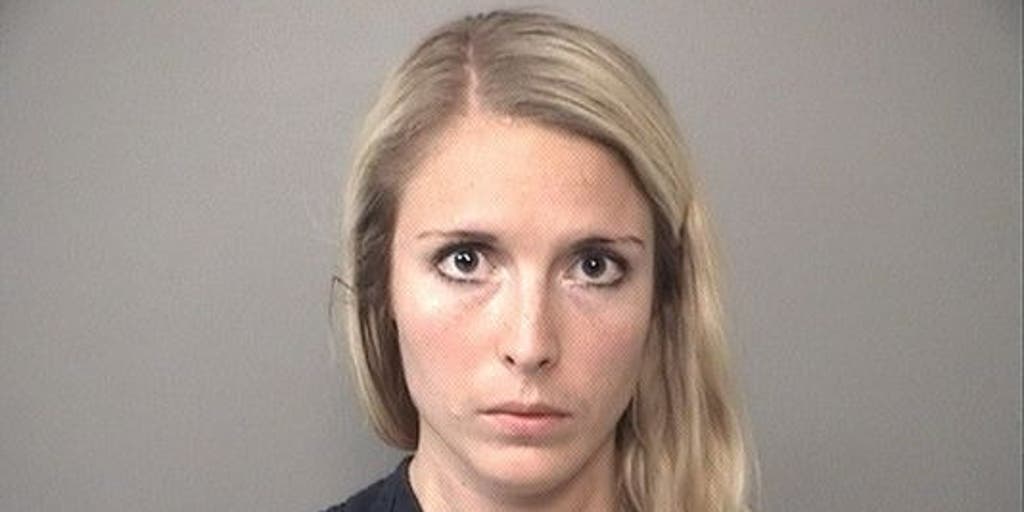 Substitute teacher, 26, in court accused of sex, nude pics sent to  18-year-old student | Fox News