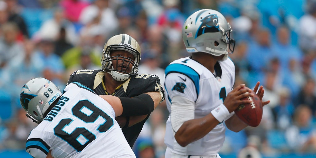 Carolina Panthers tackle Jordan Gross (69)