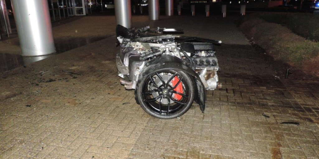Lamborghini Crash Split In Half