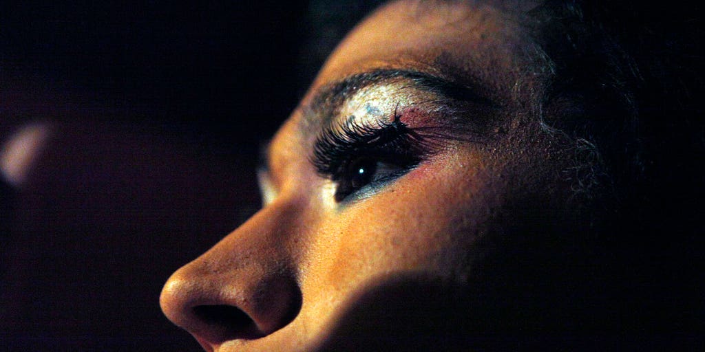 Tenn. drag queen, citing 1969 Stonewall riot, vows to fight back if ban passes: 'Not a threat but a promise' - Vimarsana News