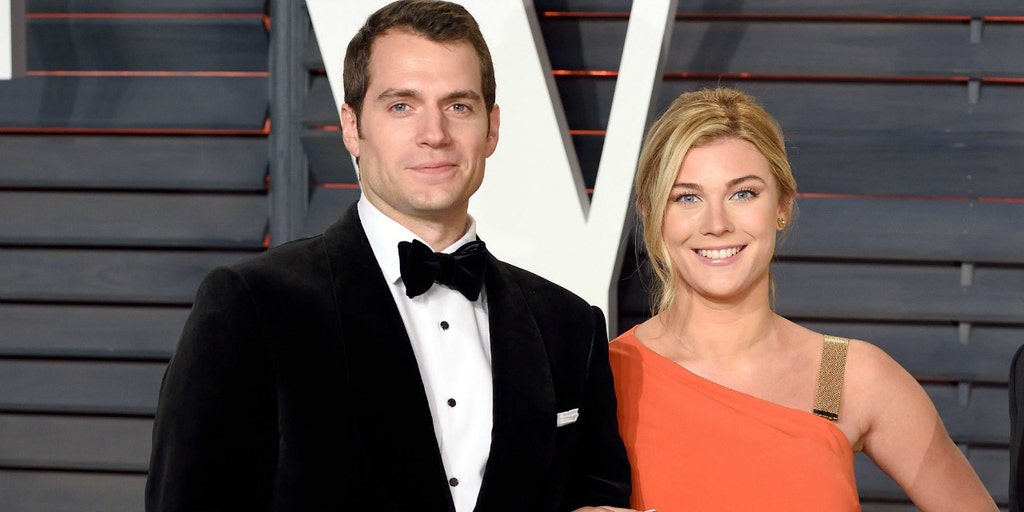 Henry Cavill Says His 19-Year-Old Girlfriend Is Mature for Her Age, Reveals  He's Dated Older Women Before