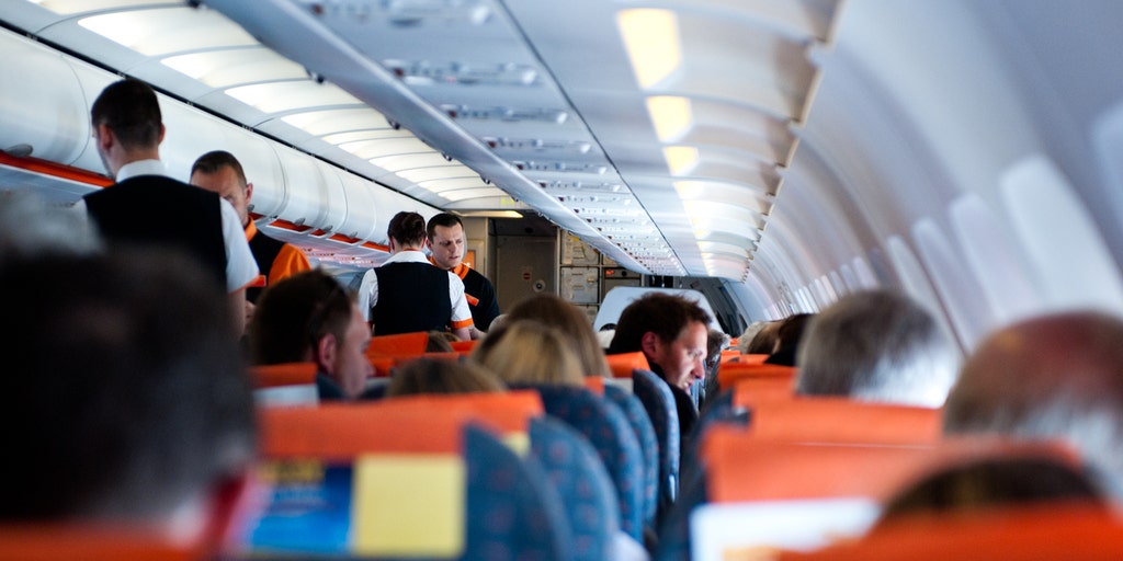Flight passengers debate 'seat switches' on planes as one refuses to swap with older woman