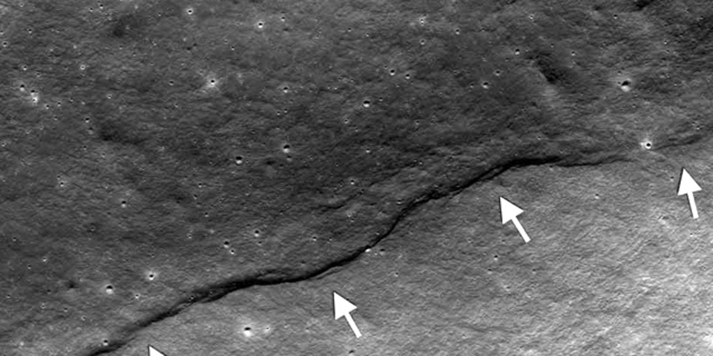 lobate-scarps-lunar-surface.