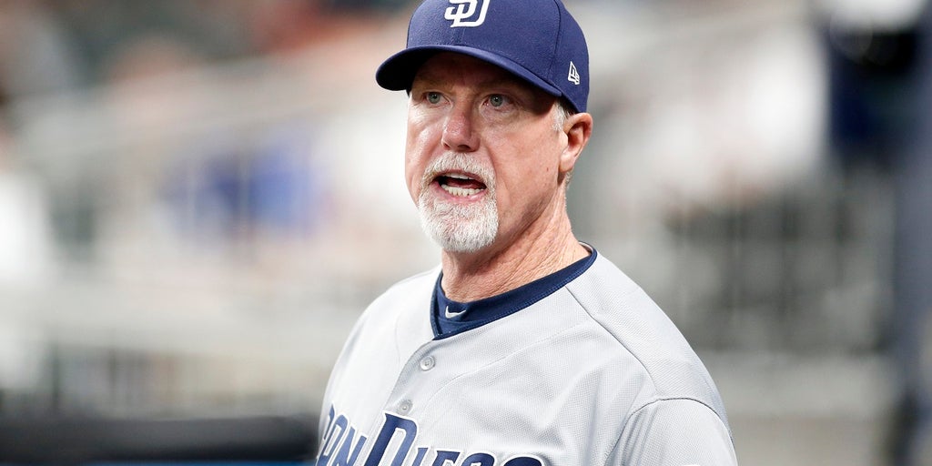 Mark McGwire 'absolutely' believes he would have hit 70 home runs in 1998  without PEDs – New York Daily News