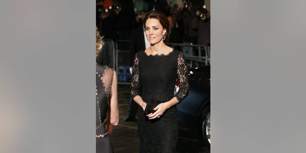 PHOTOS: Pregnant Kate Middleton Dazzles in Body-Hugging Lace | Fox News