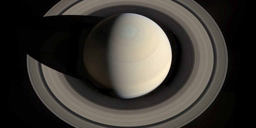 Amateur snaps spectacular photo of Saturn's rings | Fox News