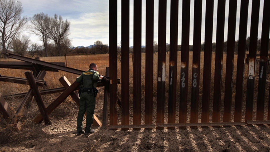 Biden’s border stoppage has rancher arming himself to defend family