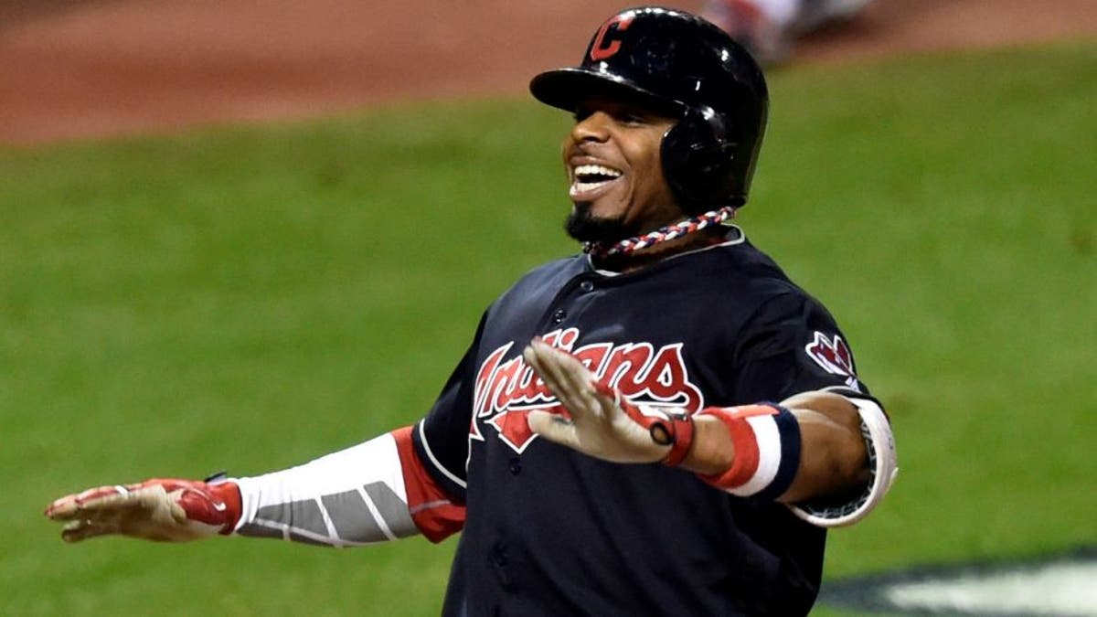 Rajai Davis returning to A's with $6 million, 1-year deal