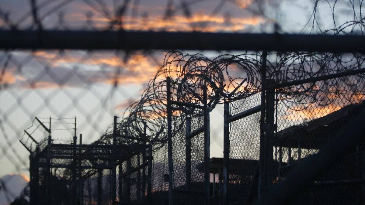 2 tahanan Guantanamo dikirim ke Serbia dalam rilis terbaru