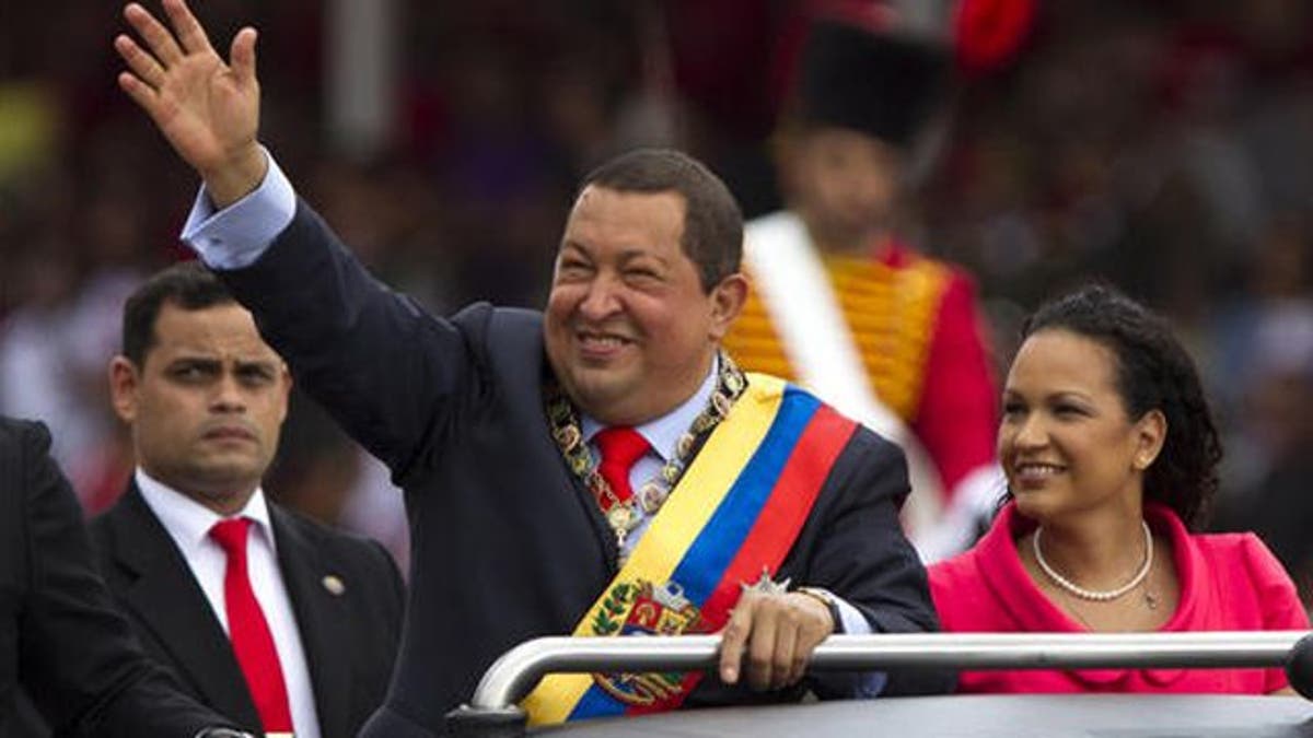 Hugo Chavez, lebih seperti Evita laki-laki daripada bolivar yang hebat