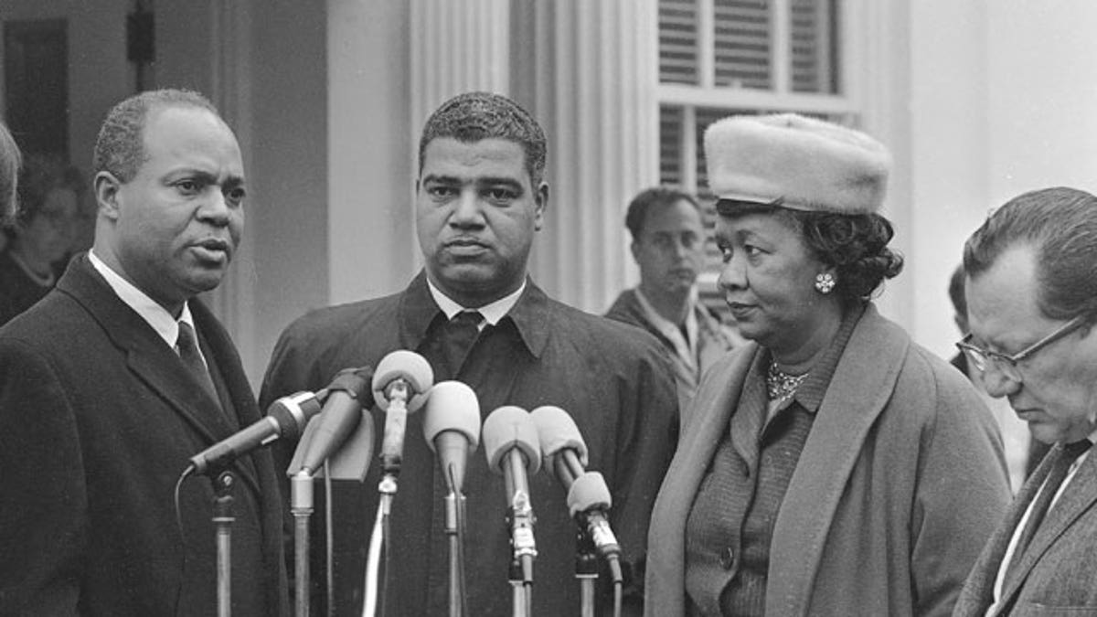 Aktivis hak-hak sipil Dorothy Height meninggal pada usia 98 tahun
