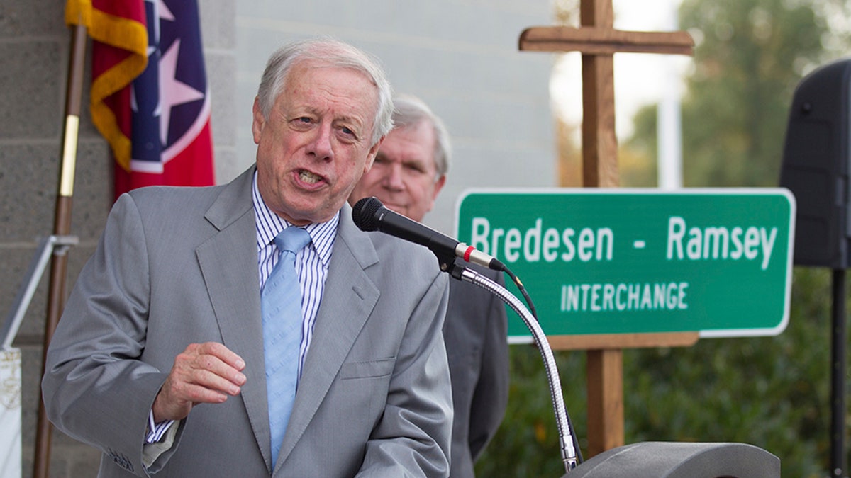 061427a2-Phil Bredesen