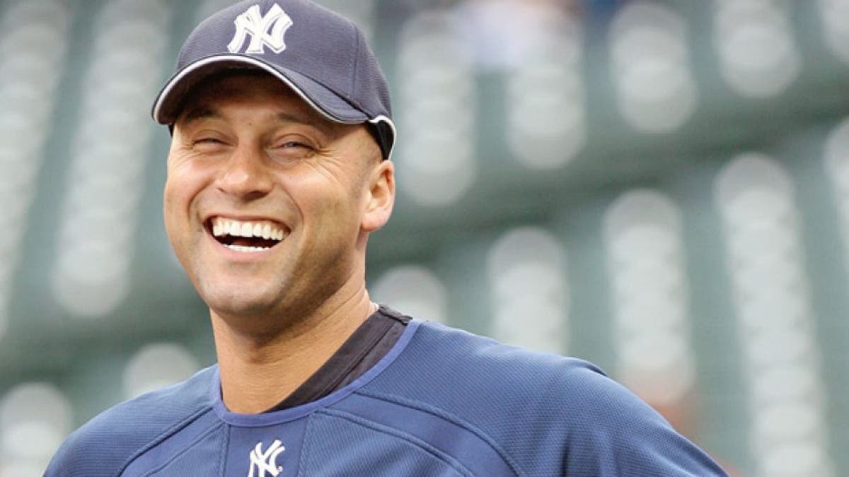 Jeter confirms engagement in dog blog about his humongous Italian Mastiff  named Kane