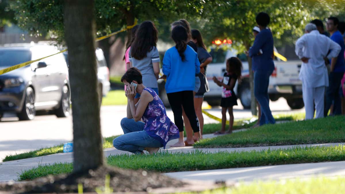 Texas Mother Who Killed Daughters Called Family Meeting To Start ...