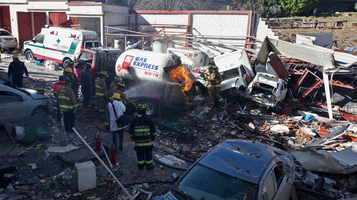 063191e9-Mexico Hospital Explosion