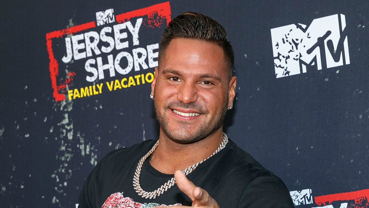 WEST HOLLYWOOD, CA - MARCH 29:  Television personality Ronnie Ortiz-Magro arrives at the 