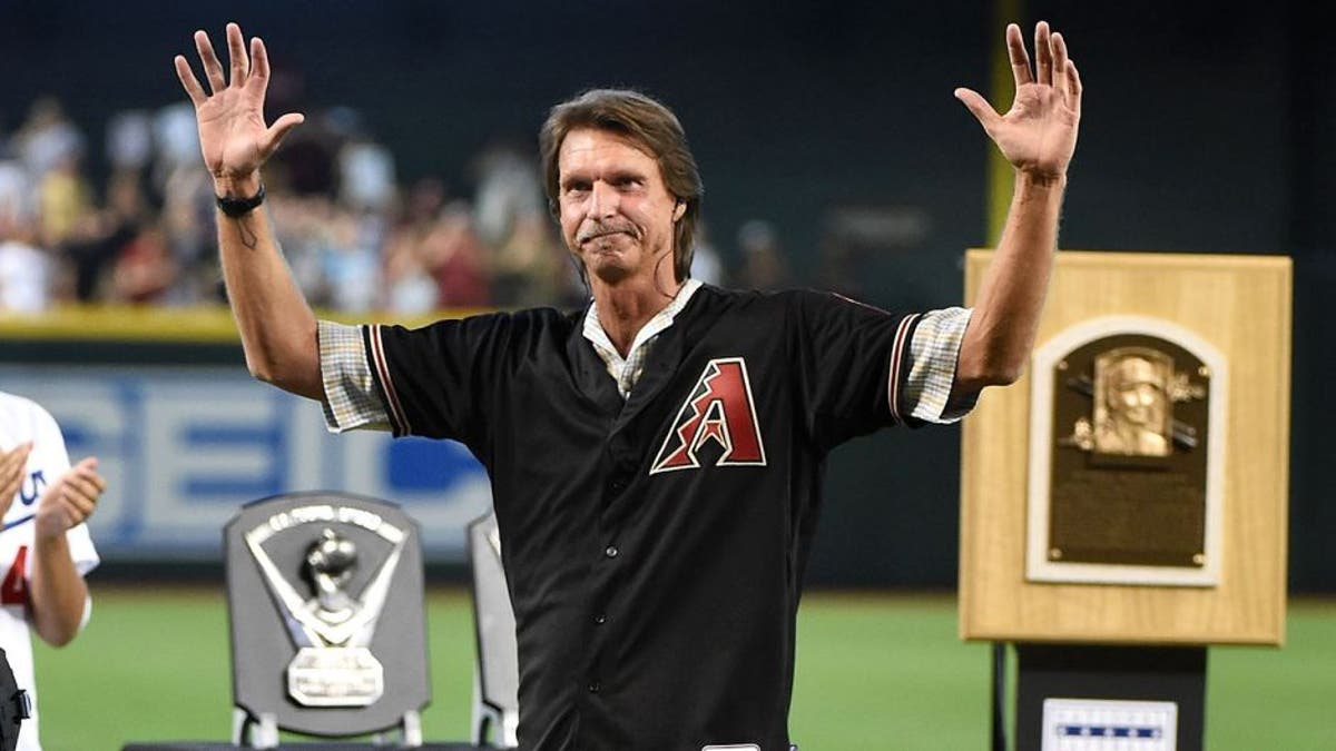 Big Unit thanks fans, many others, as D-backs retire No. 51