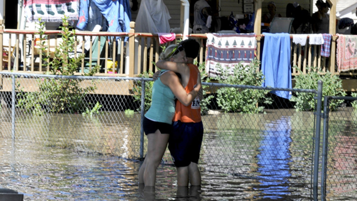 Flooding In Iowa Forces Hundreds Of Residents From Their Homes, Kills ...