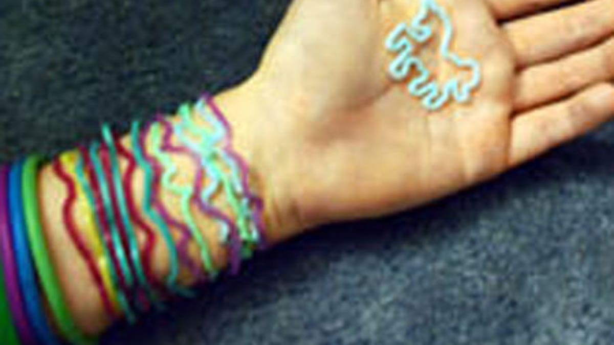 Dr. Manny: Silly Bandz Bracelet Trend May Be Dangerous for Kids
